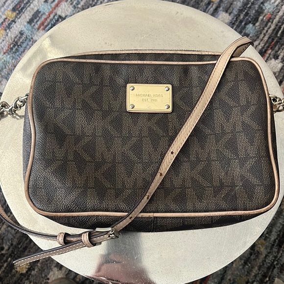 Michael Kors - Picture 1 of 1